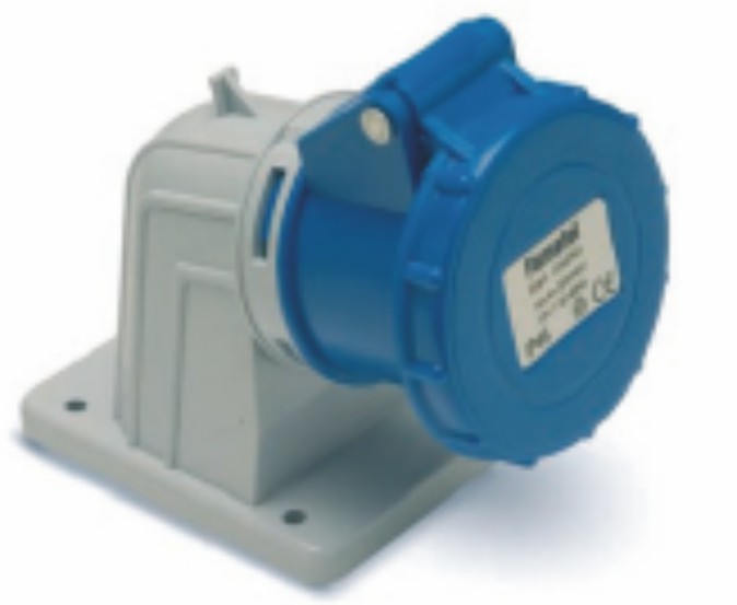 BASES PARED HEMBRA 90º 3P+N+T 16A 415V