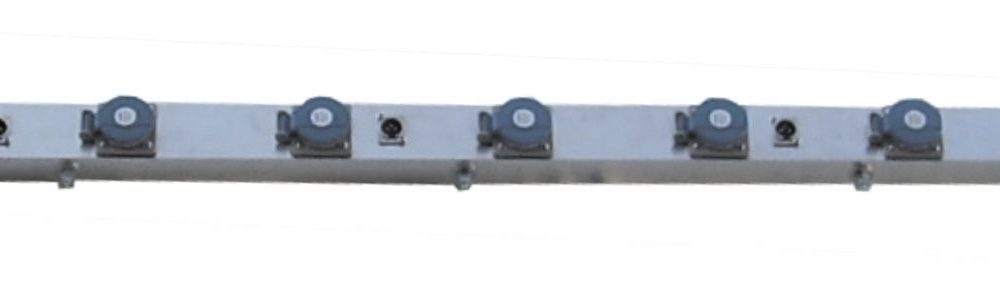 BE164P BARRA IGUAL QUE LA ANTERIOR (BE16/16-4P) PERO SIN CONECTORES PARA PUENTEAR A OTRA BARRA.